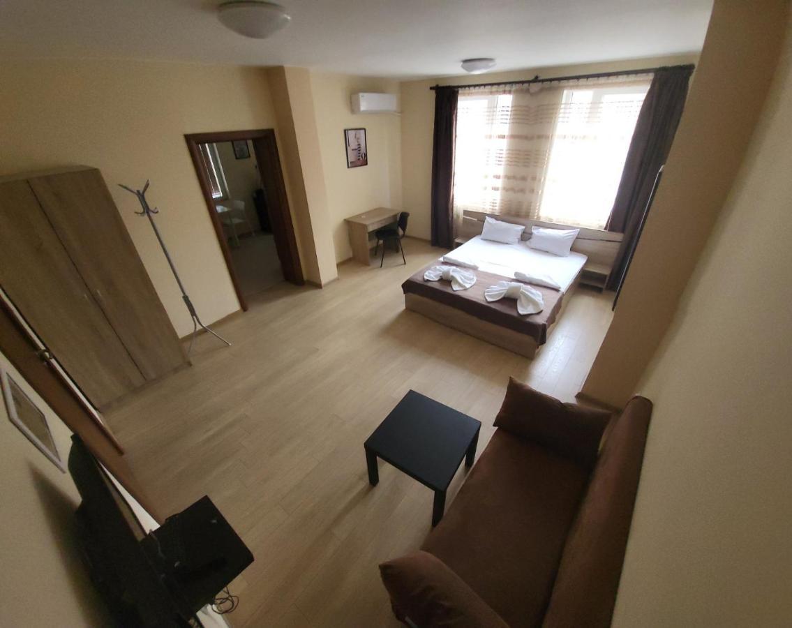 Twain Apart&rooms Hotel apartamentowy 3*