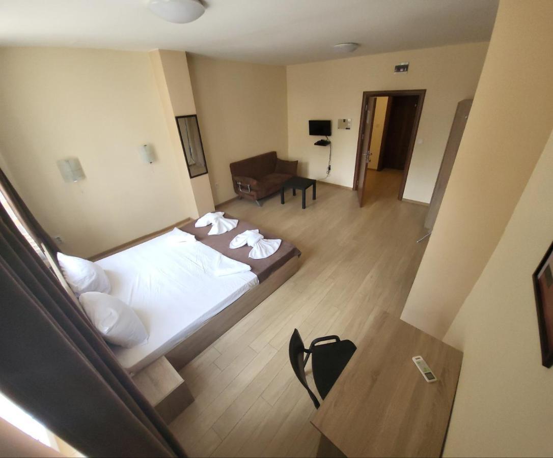 Hotel apartamentowy Twain Apart&rooms